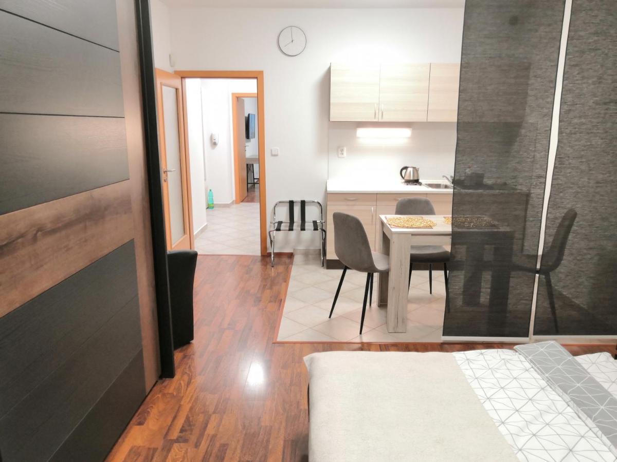 Апартаменты Apartman Praha Экстерьер фото